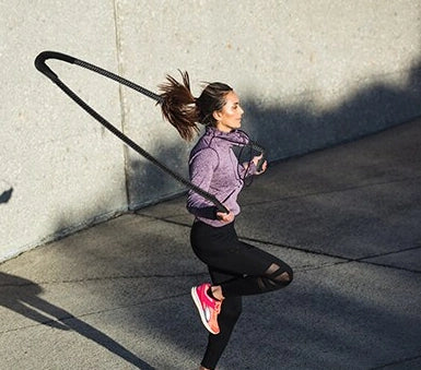 Corde à sauter lestée lourde pour amélioration du système cardiovasculaire