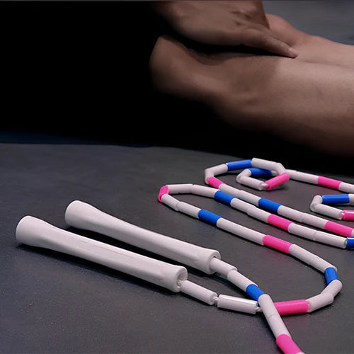 Corde à sauter perlée lourde rose, bleu et blanc