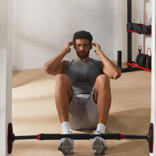 Barre de traction pour cadre de porte polyvalente