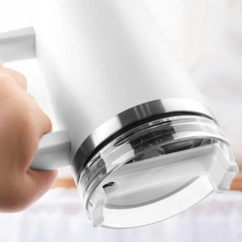 Gourde isotherme avec bouchon pratique et étanche