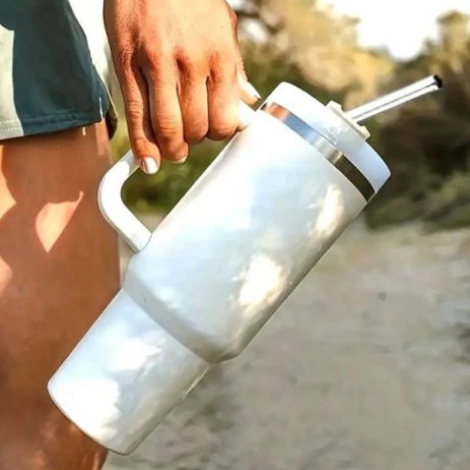 Gourde isotherme Blanche 1200 ml avec paille intégrer