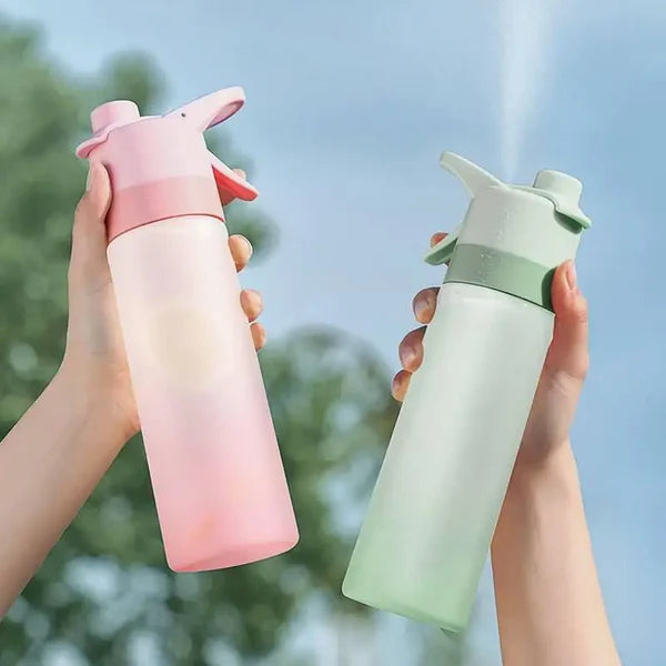 Gourde-brume pour se rafraîchir à l’extérieur, hydratation et brumisation combiné.
