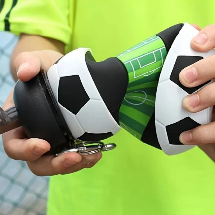 Gourde ballon de foot rétractable – passe de 500 ml à 200 ml pour un transport simplifié