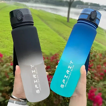 Gourde tendance pour le sport avec système antifuite garantissant une étanchéité totale