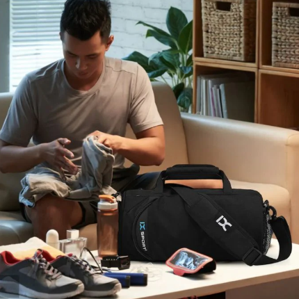 Sac de sport, discret et léger avec compartiment séparé pour organiser ses déplacements